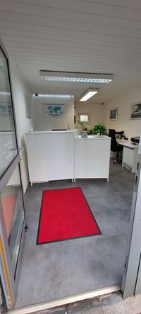 B&uuml;ro Mettmann Eingang